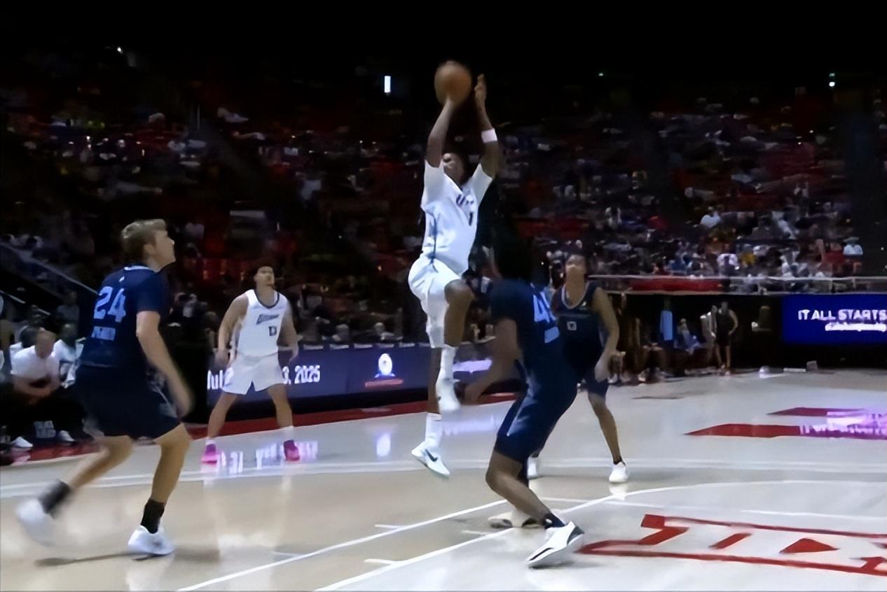 酷似麦迪！“刺头”贝利砍18+7+3断获全美好评，专家：有资本狂妄