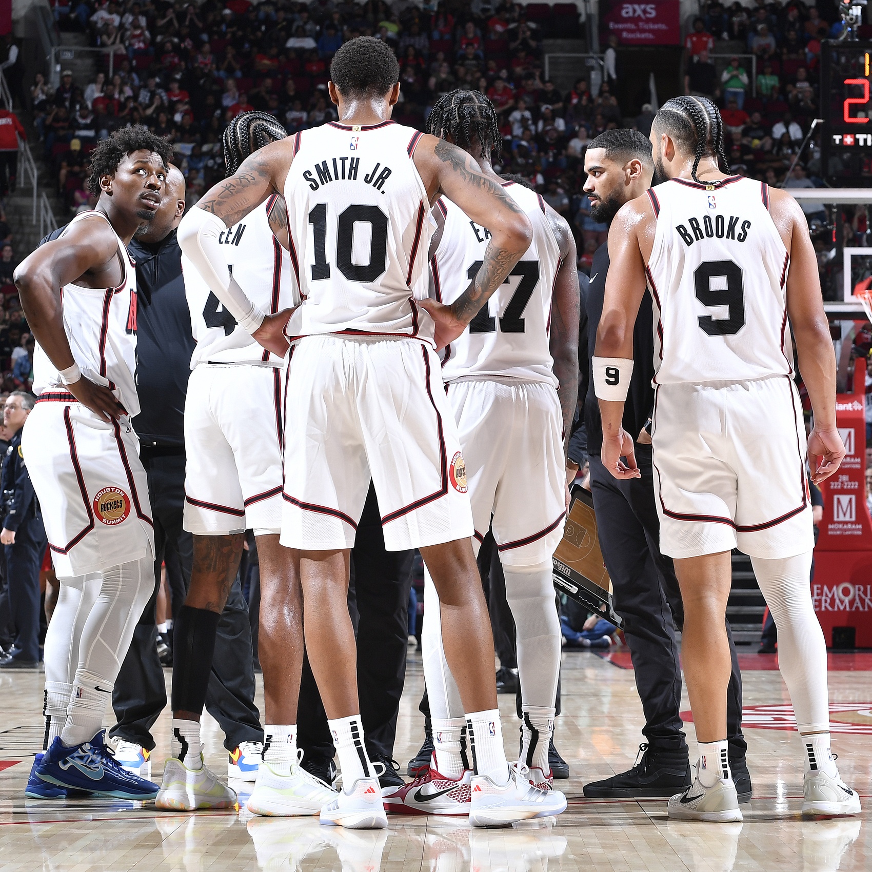 斯通:我们其实很喜欢交易前的阵容 想要KD但必须要以合理的价格