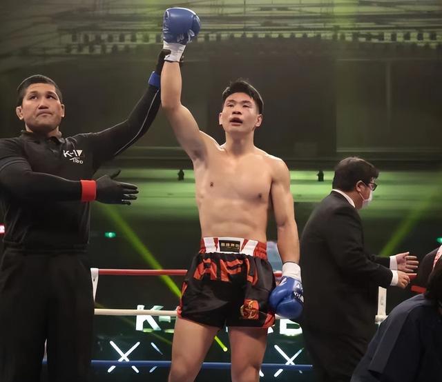 开云-11月15日:中国搏击的东京突围日,双将挑战冠军已是胜利