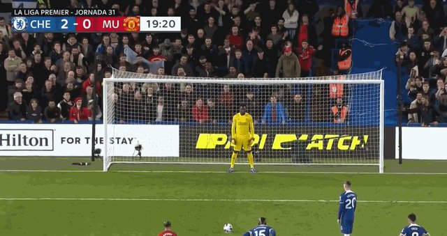 1712268588443002977.gif 【英超】帕尔默戴帽,加纳乔两球,切尔西4比3曼联