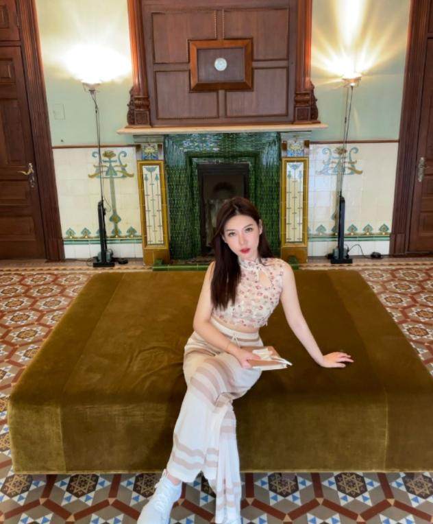 kaiyun-【早报】梅西将降薪50%续约巴萨5年，首季年薪2000万